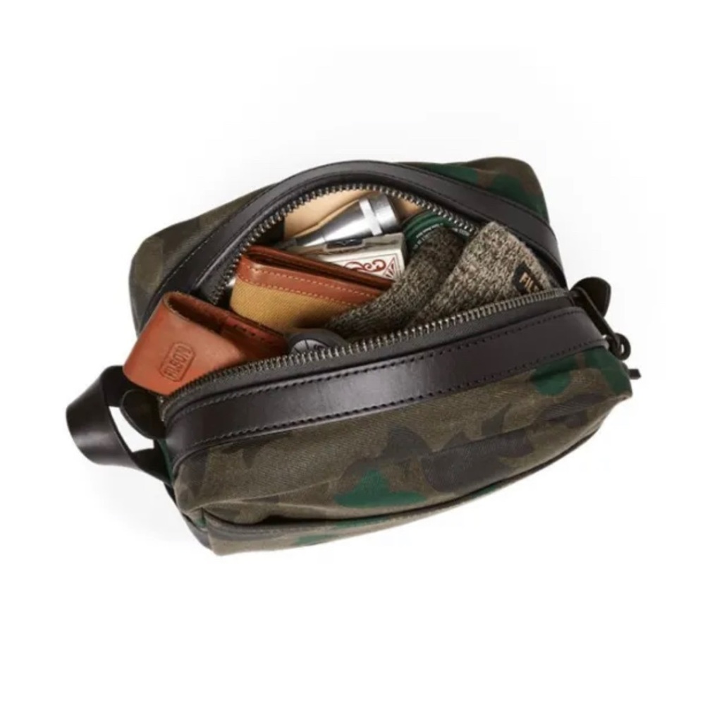Filson - Waxed Rugged twill Travel Kit - Dark Wax Shrub Camo